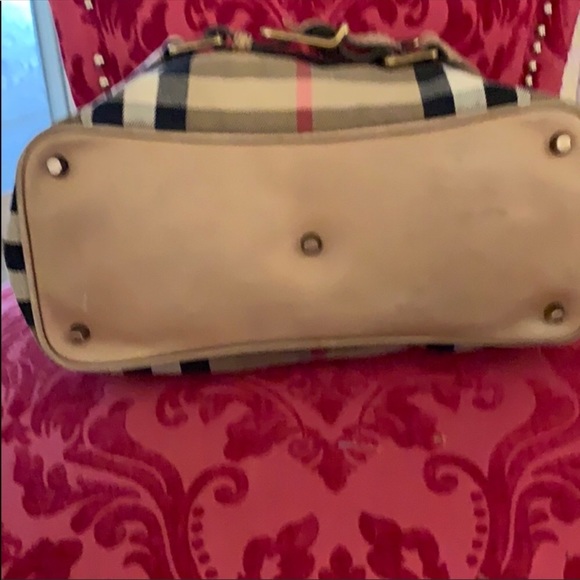 Burberry Bag - Picture 2 of 8